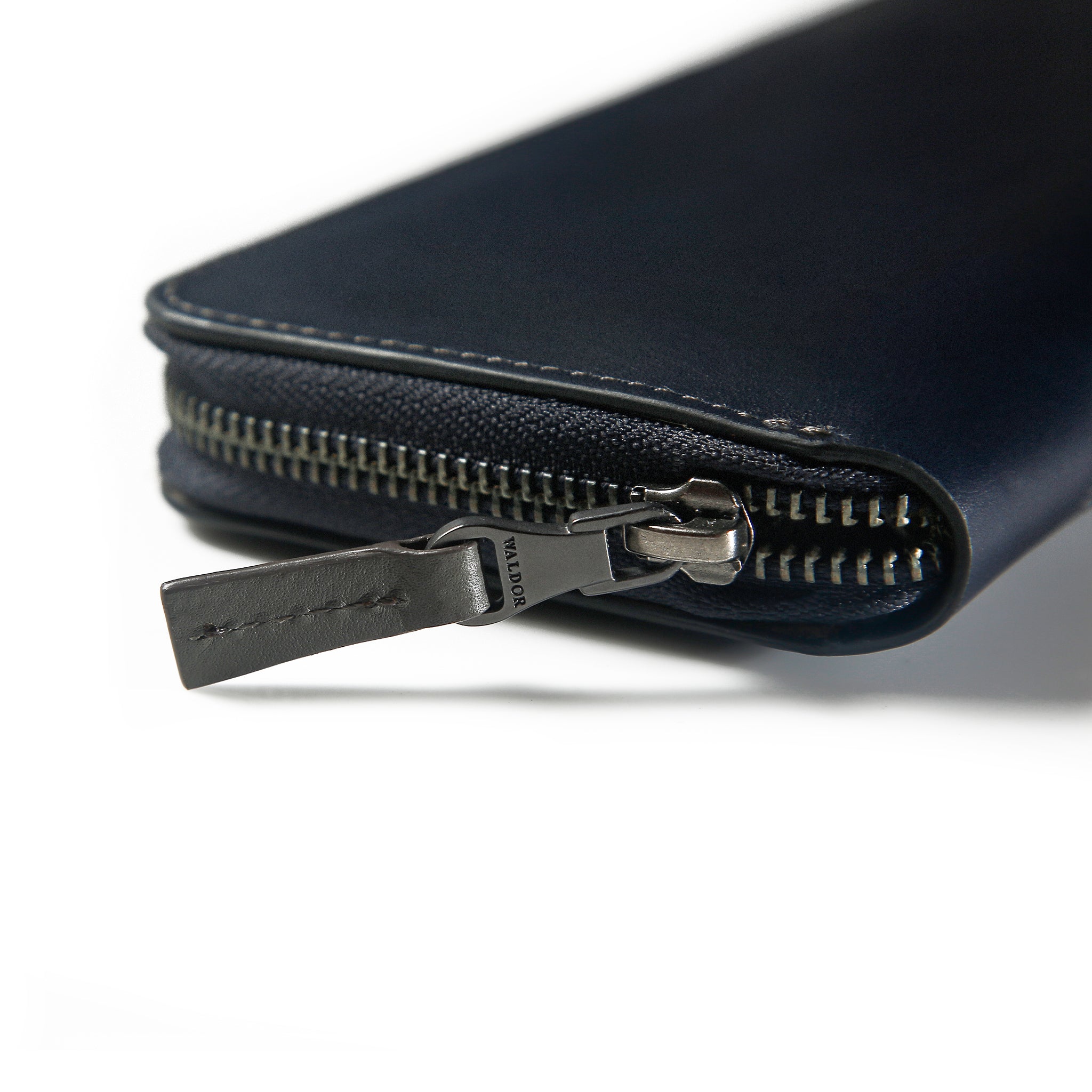 ZipFolio™ Phone Wallet